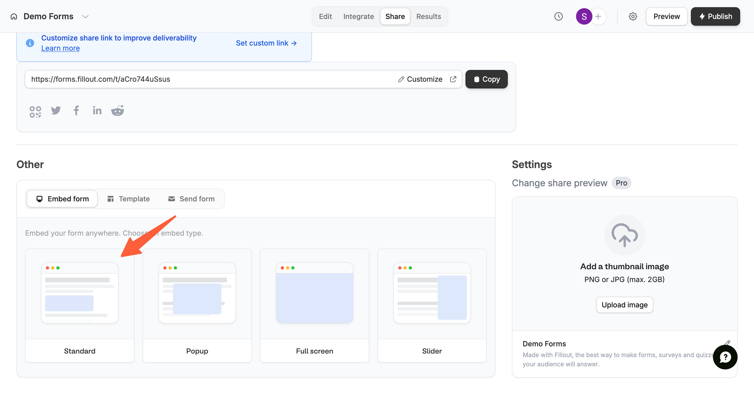 Fillout Share dialog with Standard embed selected